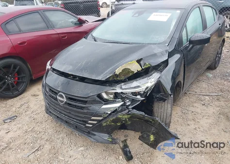 2025 Nissan Versa 1.6 S z USA, uszkodzony, nr VIN 3N1CN8DV6SL831451